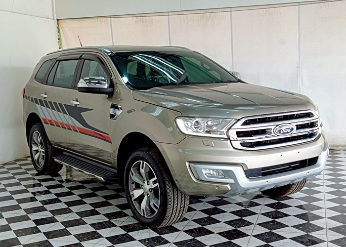 Used 8
                    FORD
                     for Sale Image