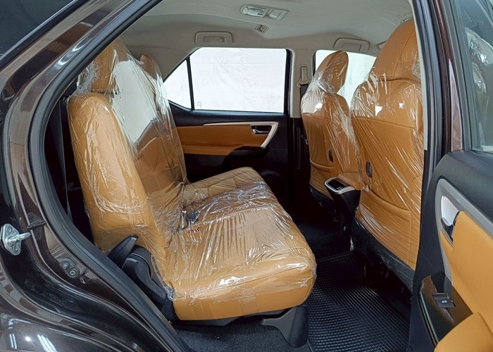 Used 12
                    TOYOTA
                     for Sale Image