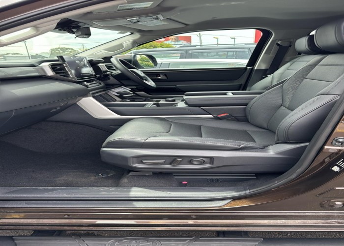 Used 1
                    TOYOTA
                     for Sale Image