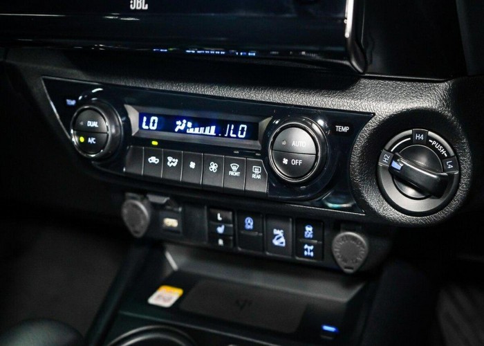 Used 1
                    TOYOTA
                     for Sale Image