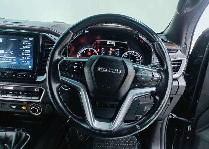 Used 6
                    ISUZU
                     for Sale Image