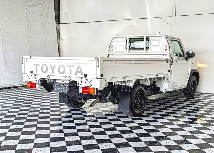 Used 1
                    TOYOTA
                     for Sale Image