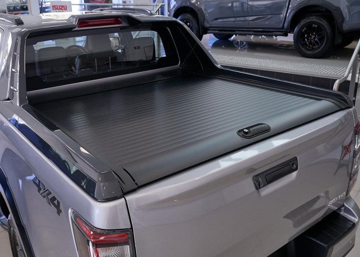 Used 1
                    ISUZU
                     for Sale Image