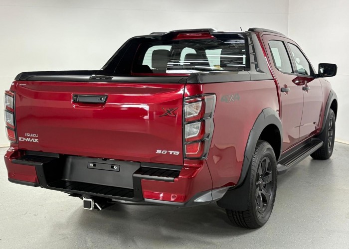 Used 1
                    ISUZU
                     for Sale Image