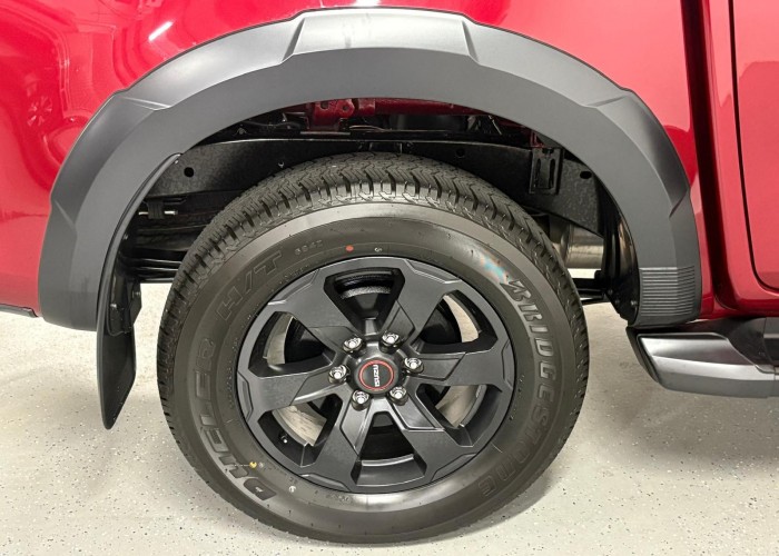 Used 1
                    ISUZU
                     for Sale Image